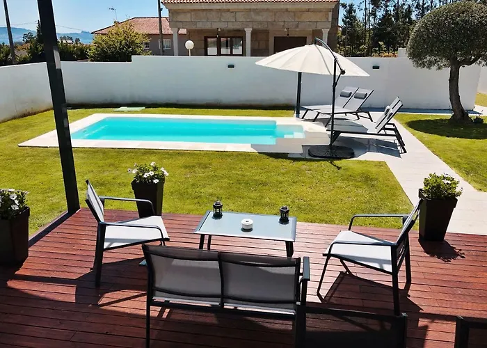 Mia Sear Areas Casa de Férias